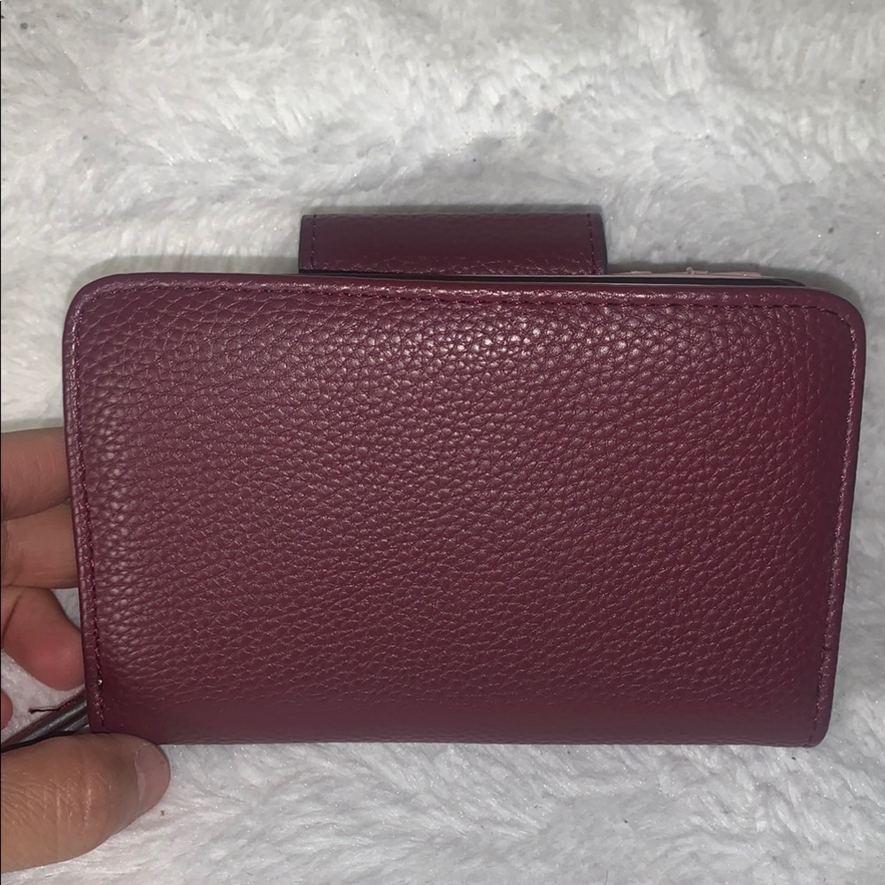 NWOT Nanette Lepore Deep Red Textured Wallet - Picture 5 of 8